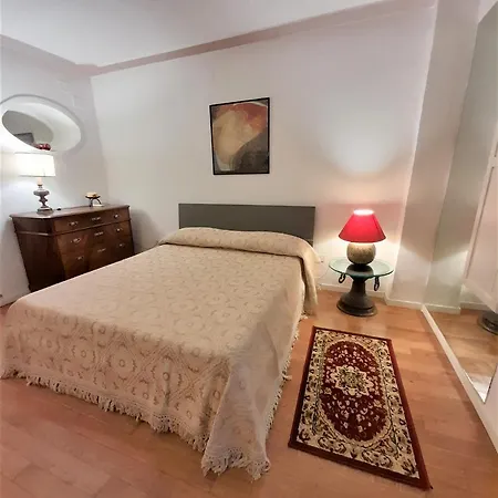 Vittoria شقة نابولي