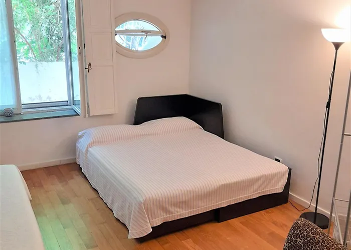 Vittoria Apartment *